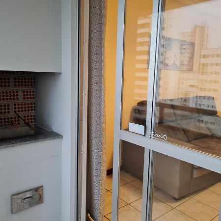 Apartamento 2 Quartos Central Diferenciado Apartment บัลเนอาริโอ กังโบริว ภายนอก รูปภาพ