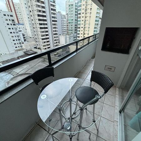Apartamento 2 Quartos Central Diferenciado Apartment บัลเนอาริโอ กังโบริว ภายนอก รูปภาพ