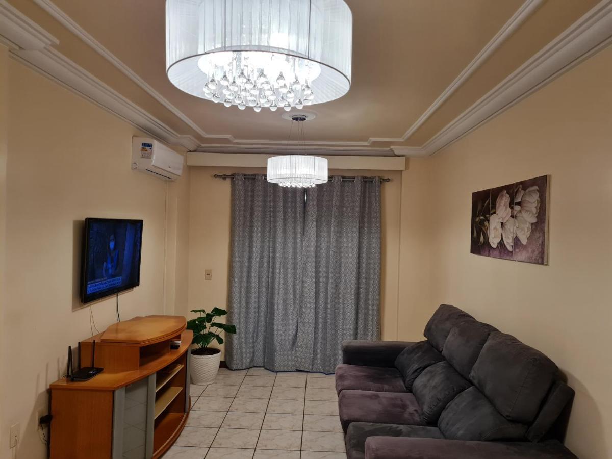Apartamento 2 Quartos Central Diferenciado Apartment บัลเนอาริโอ กังโบริว ภายนอก รูปภาพ