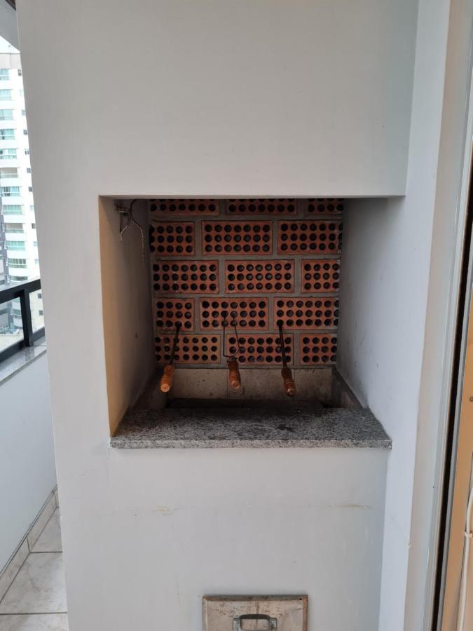 Apartamento 2 Quartos Central Diferenciado Apartment บัลเนอาริโอ กังโบริว ภายนอก รูปภาพ